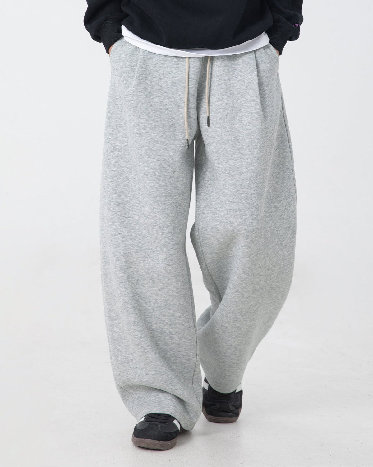 The 3D Pleated Sweatpants