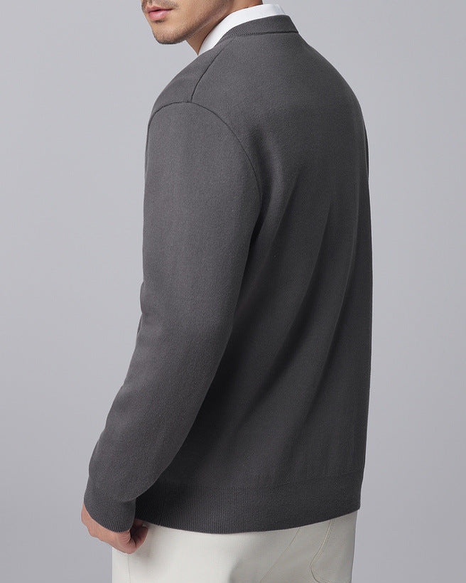 The Mo Maike Relaxed V-Neck Solid Sweater