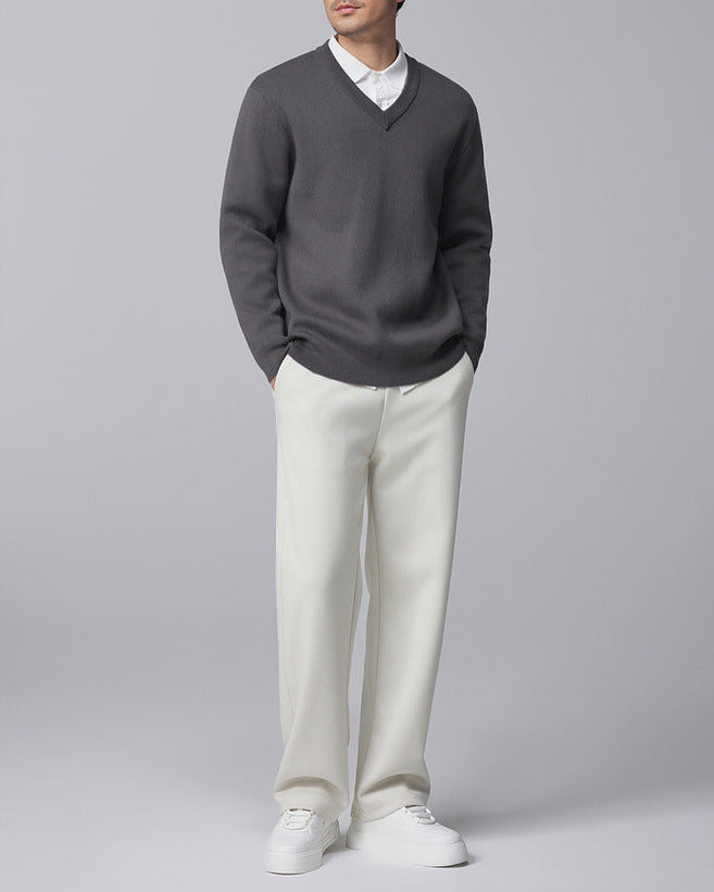 The Mo Maike Relaxed V-Neck Solid Sweater