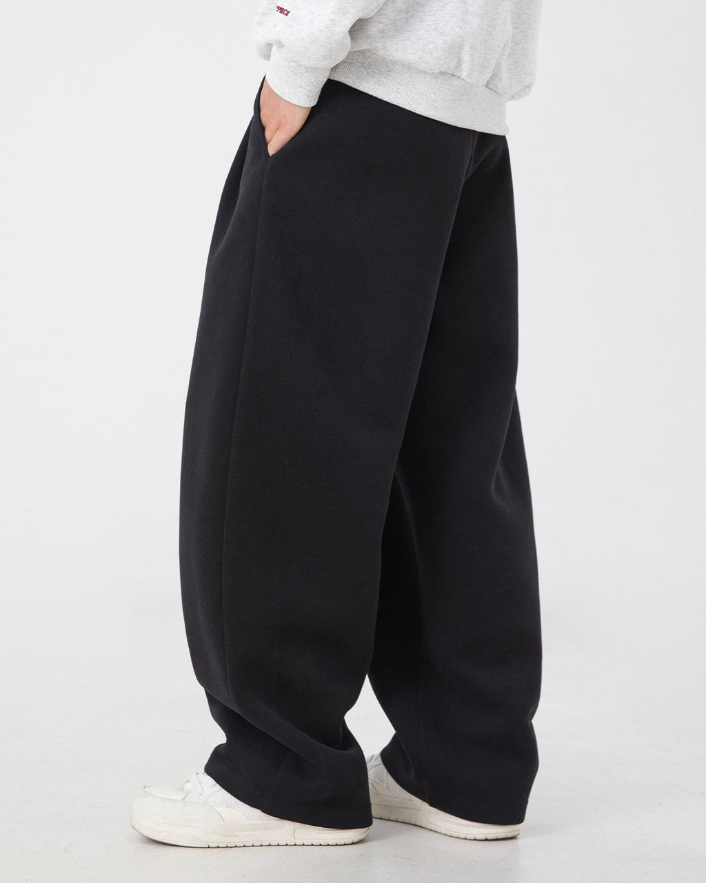 The 3D Pleated Sweatpants