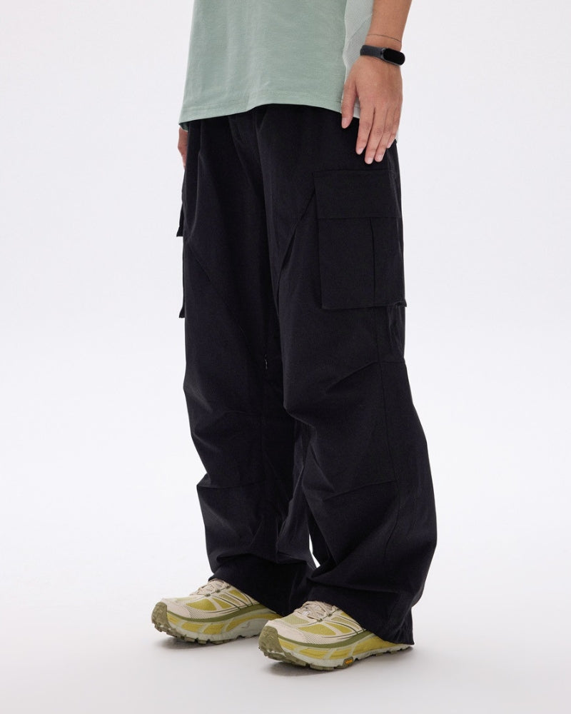 Utility Wide-Leg Cargo Pants