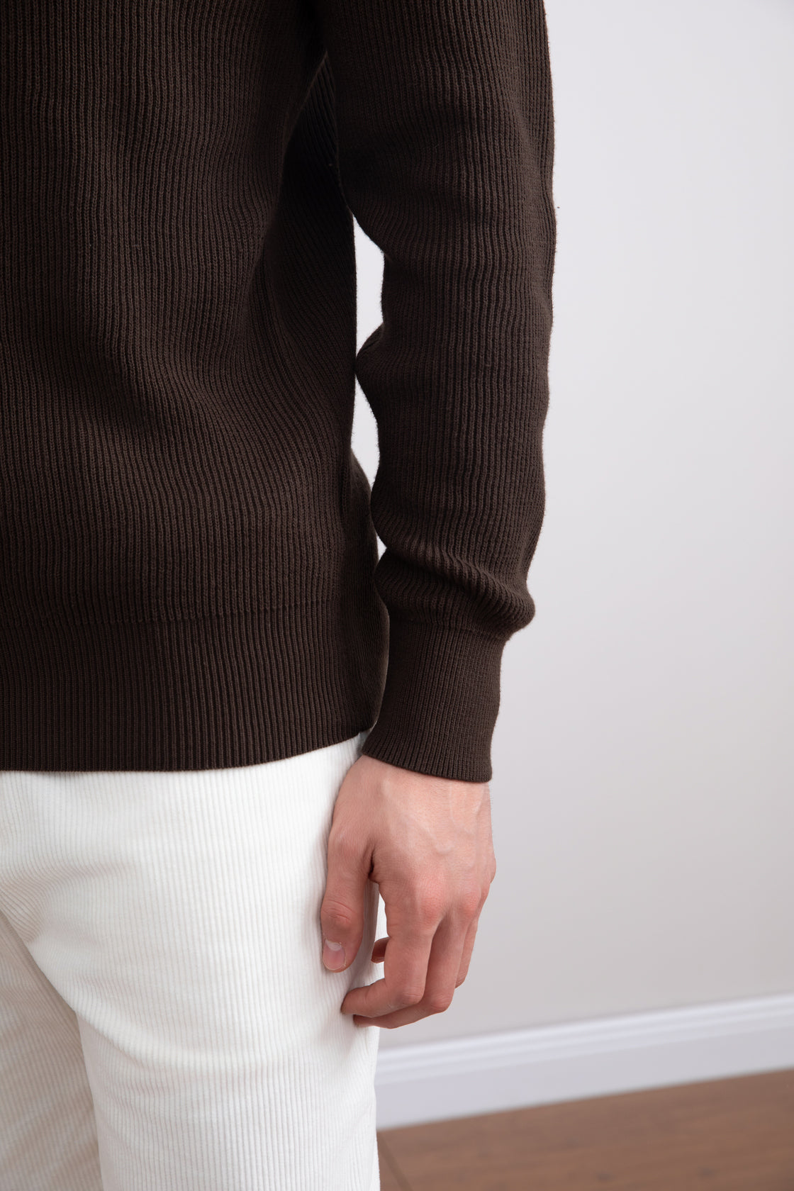 Dark Brown Crewneck Malfilé English Rib Sweater