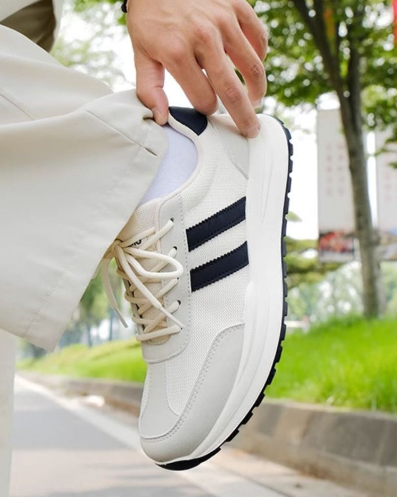 Classic Runner Court Sneakers