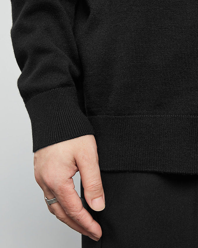 The Mimaike Essential V-Neck Knit Cardigan