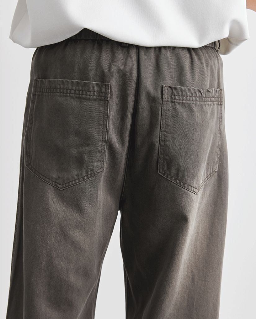 Washed Easy Straight-Leg Denim Jeans