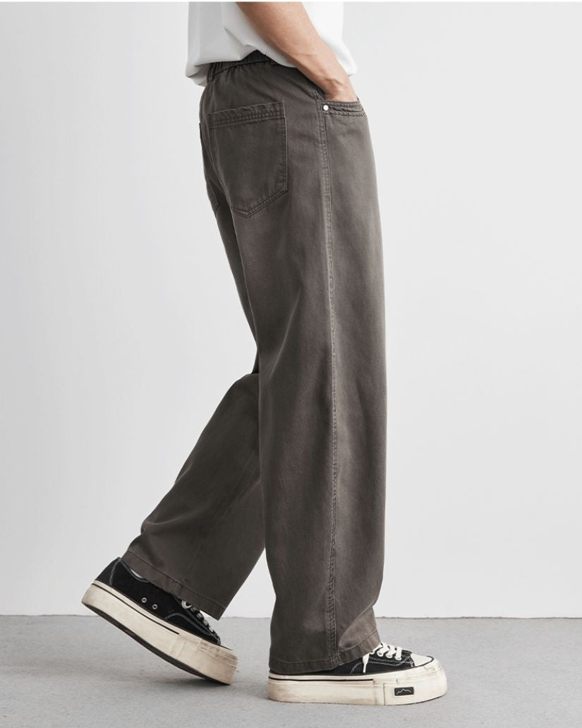 Washed Easy Straight-Leg Denim Jeans