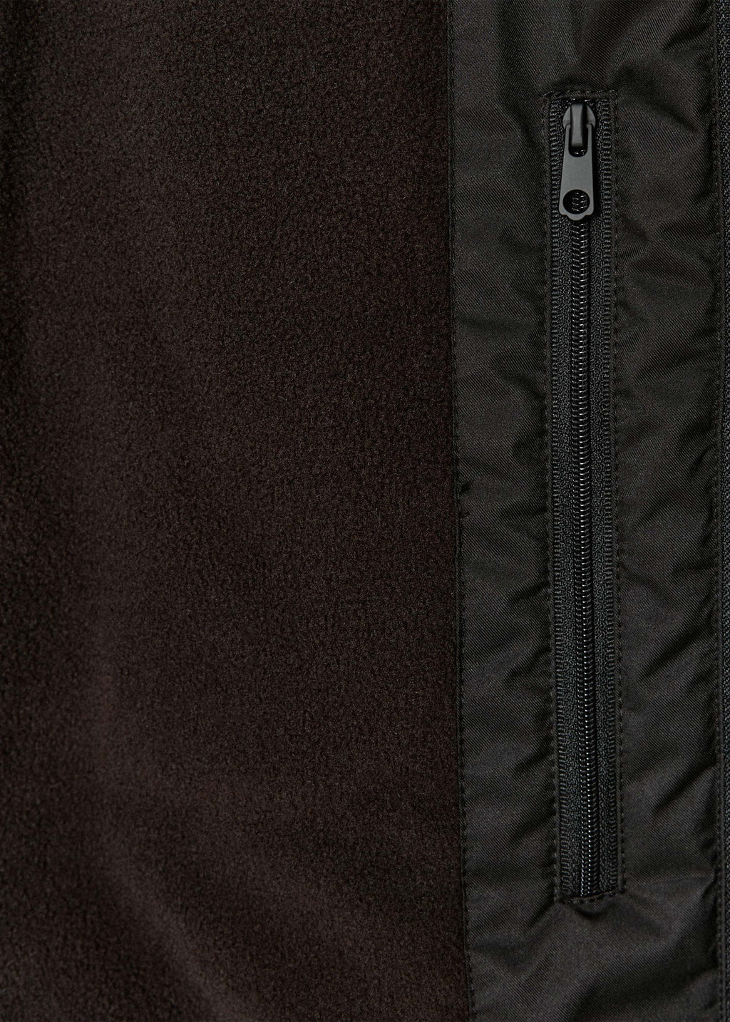 Iconic Windbreaker Jacket Black