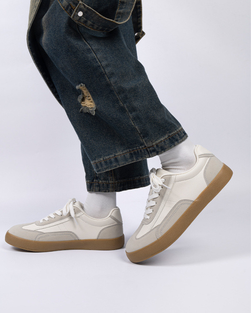 Courtside Low Sneaker