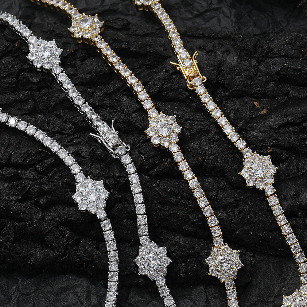 7 Sides Clover Necklace