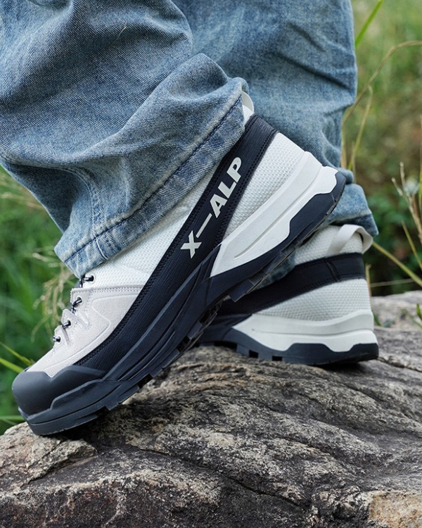 X-Alp Mountain Sneakers