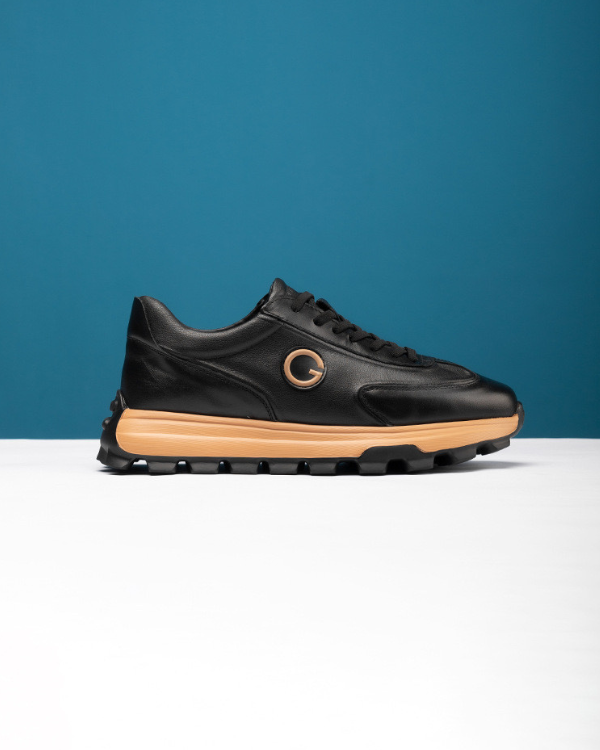 Geneva G-Runner Sneakers