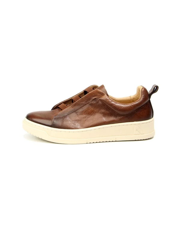 The Chestnut Vintage Laceless Leather Sneaker