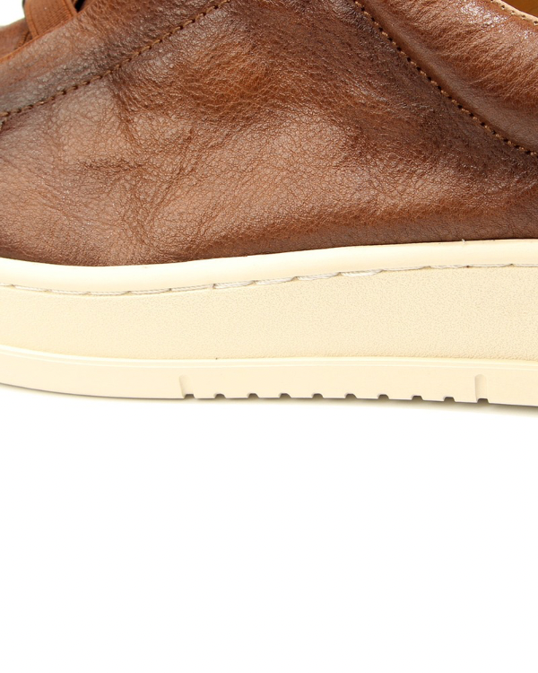The Chestnut Vintage Laceless Leather Sneaker