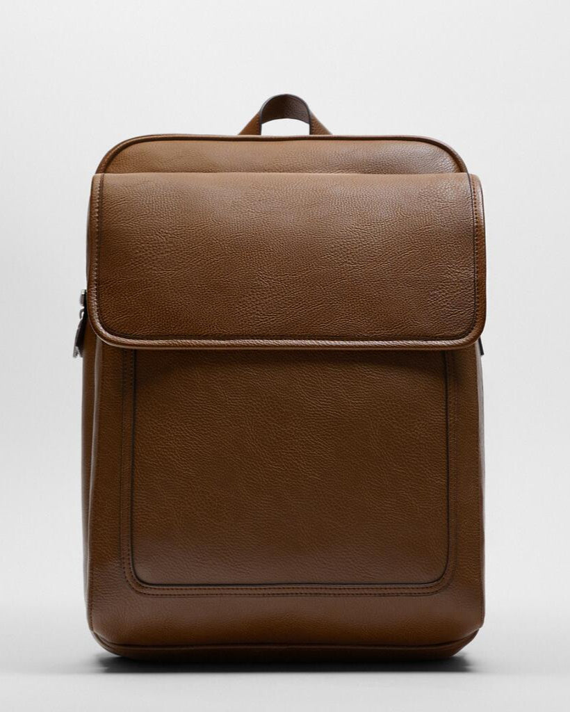 Minimal Tour Leather Backpack