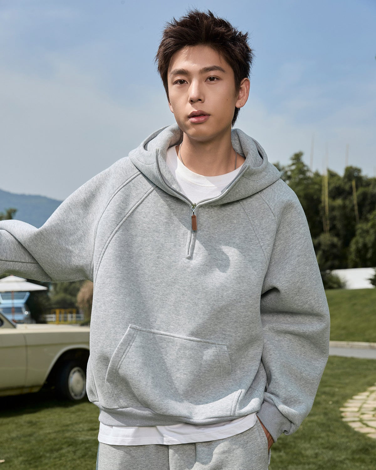 3D Split-Structure Heavy Half-Zip Hooded Sweatshirt