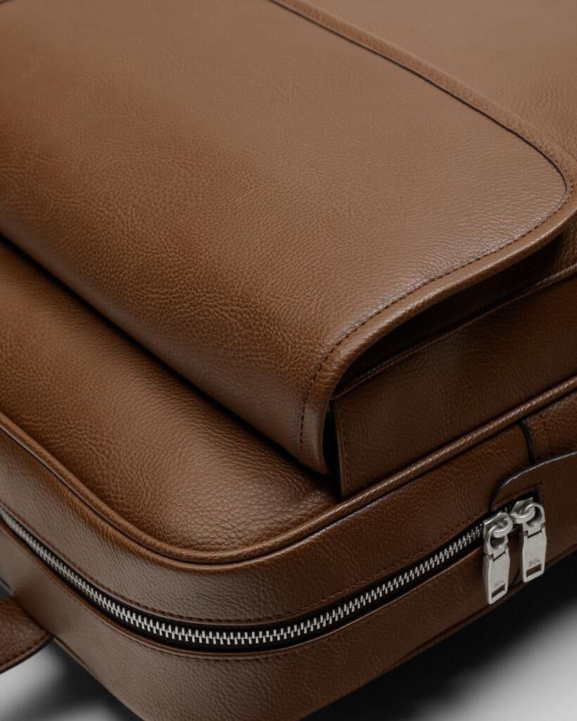 Minimal Tour Leather Backpack